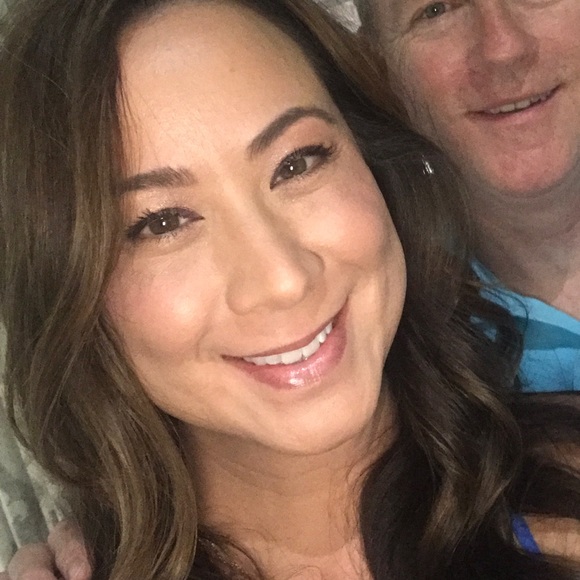 Meet your Posher, Susan - Picture 1 of 2